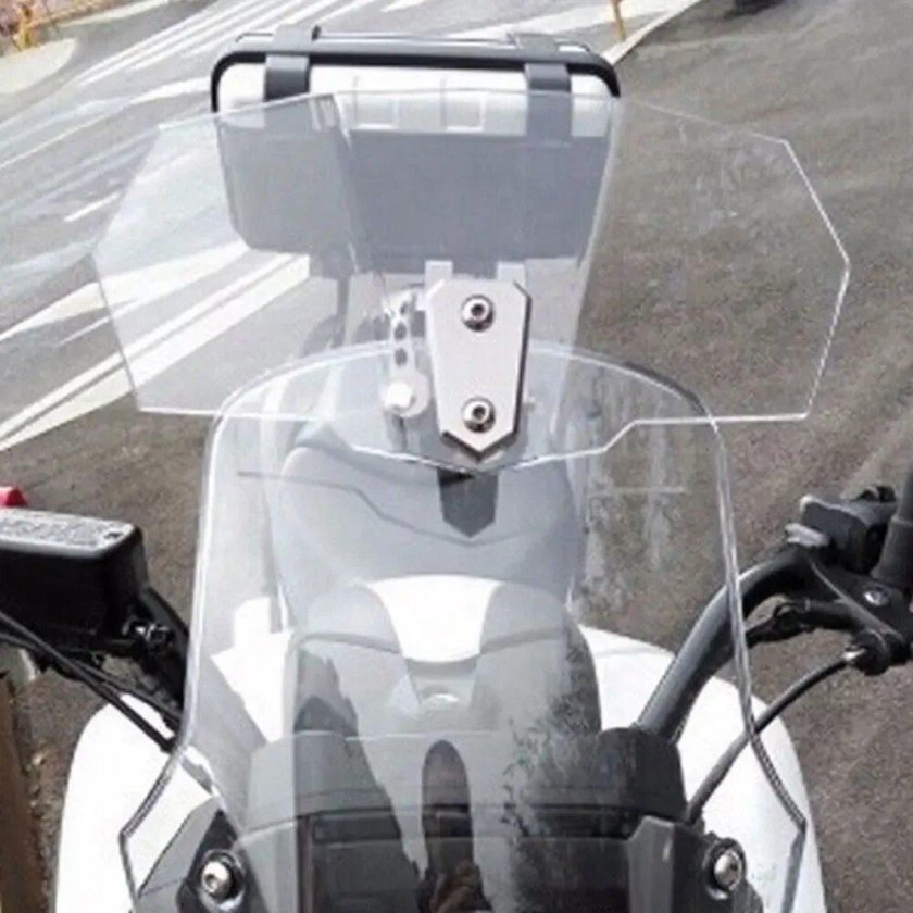 Спойлер на ветровое стекло мотоцикла