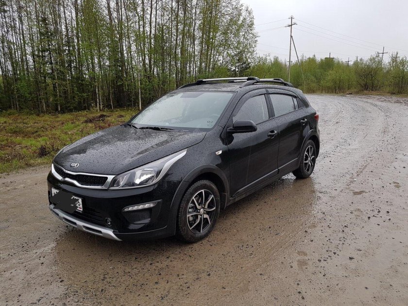 Kia › Rio x-line (2017) чёрный