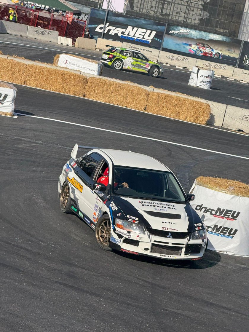 Mitsubishi lancer evo 9 time attack