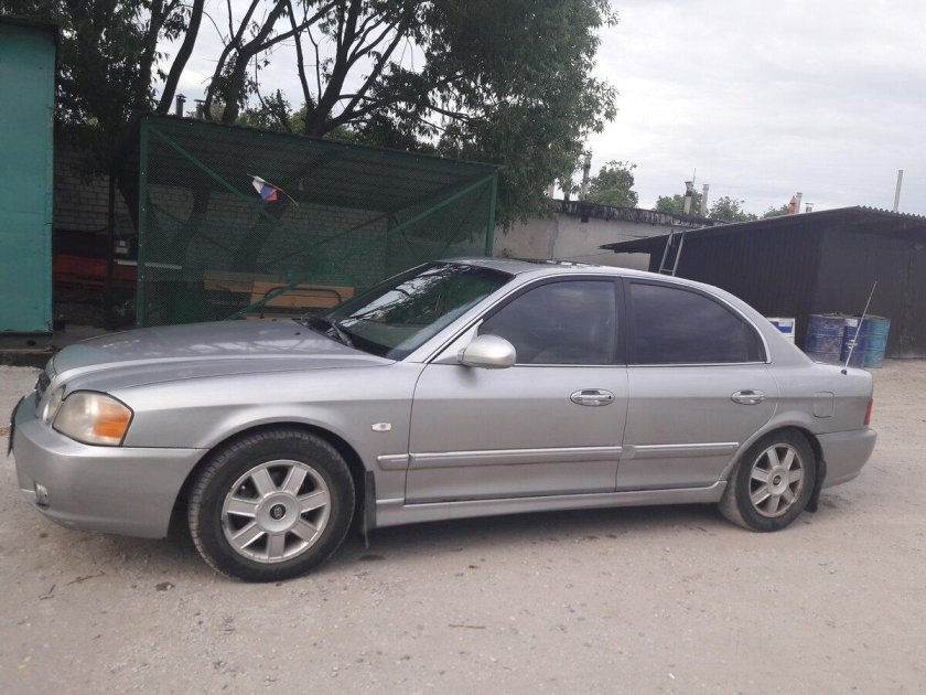 Kia Маджентис 2004