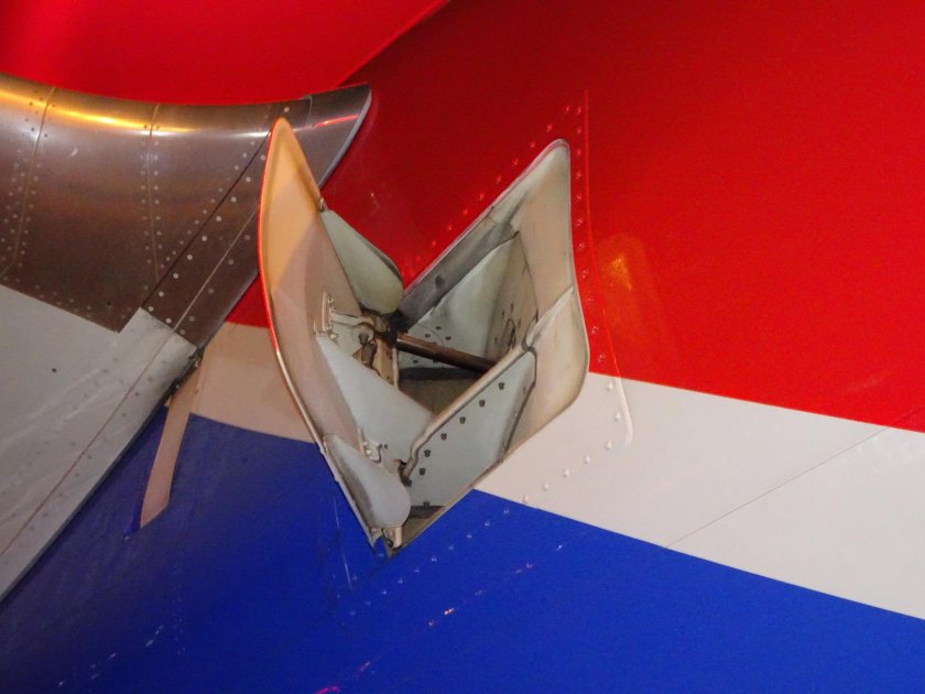 Воздухозаборник ВСУ Боинг 737