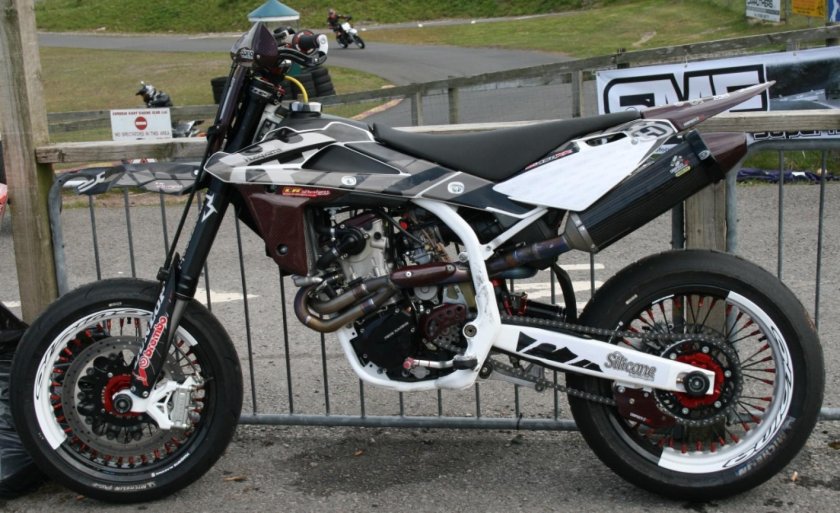 Husqvarna SM-MX 450 super Moto