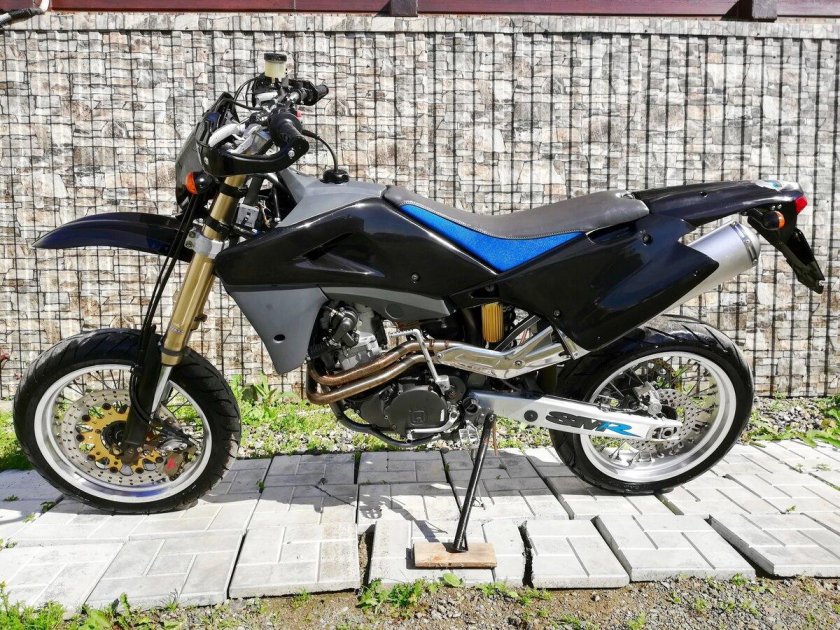 Husqvarna 570 мотард
