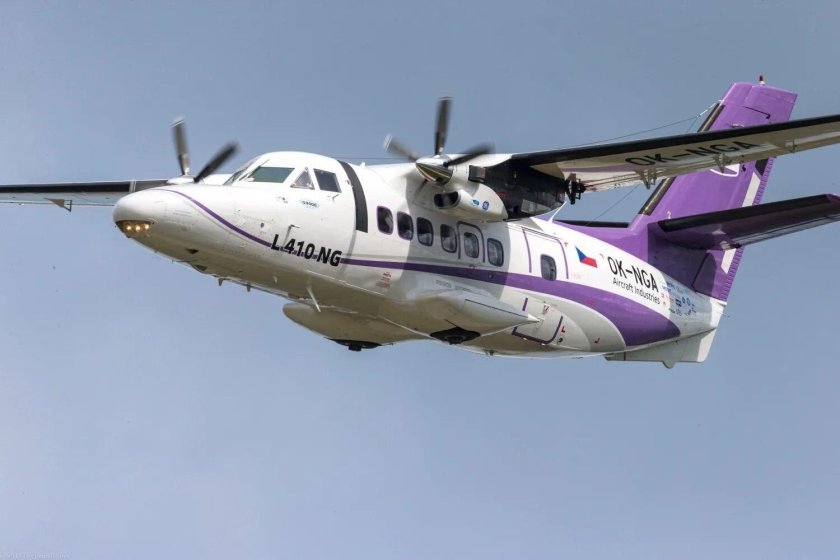 Самолет л 410