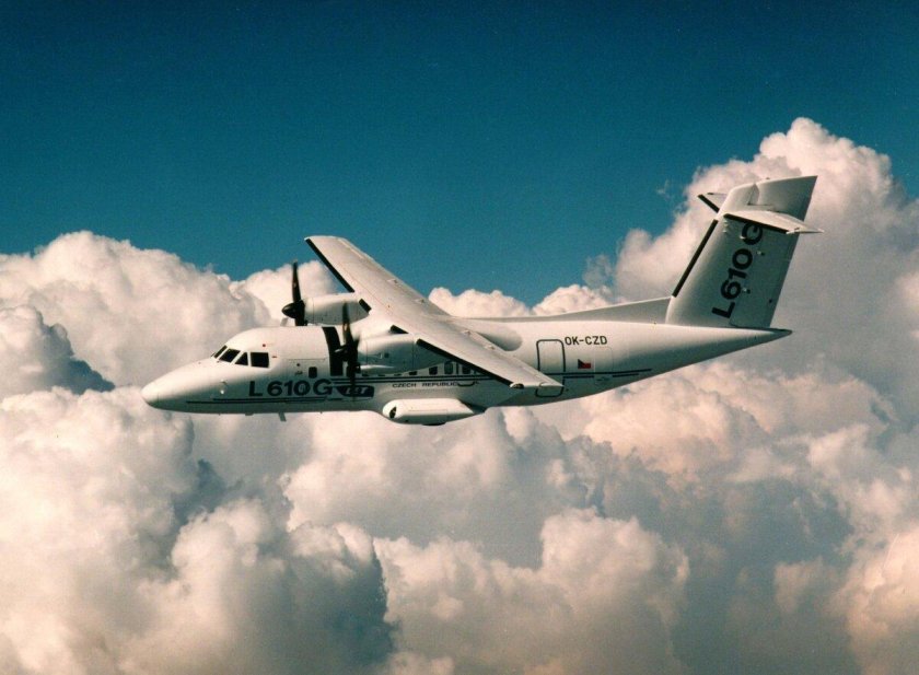 Самолета l-610 ТВРС 44