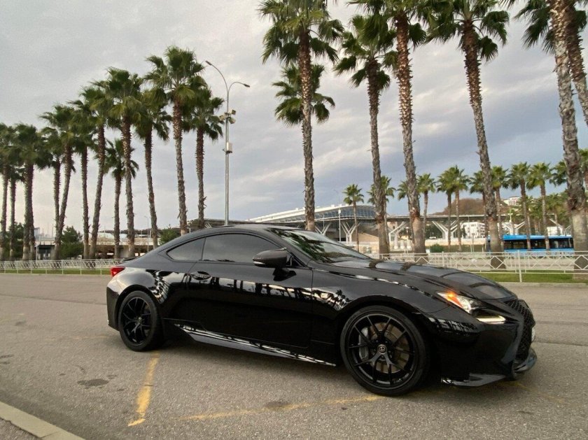 Lexus LC 500 черный