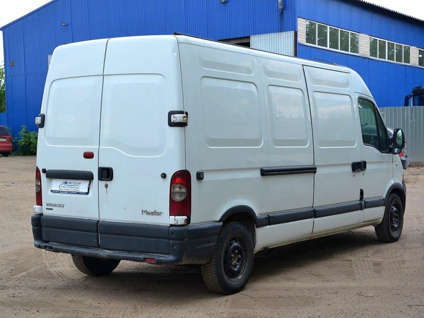 Рено цельнометаллический фургон