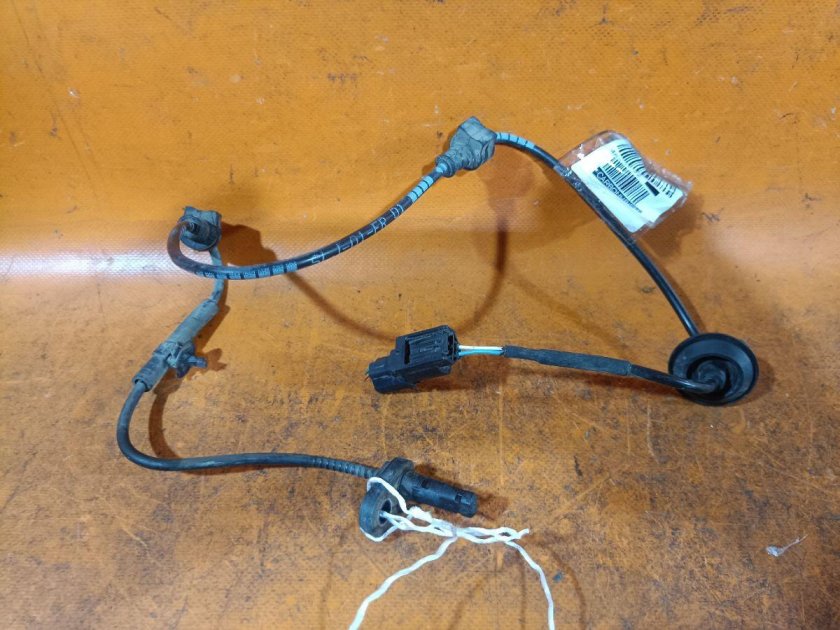 Датчик abs передний левый