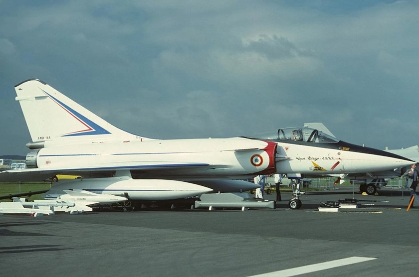 Dassault breguet mirage 2000