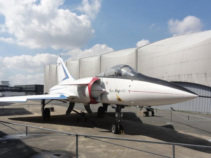 Dassault Breguet Mirage 4000