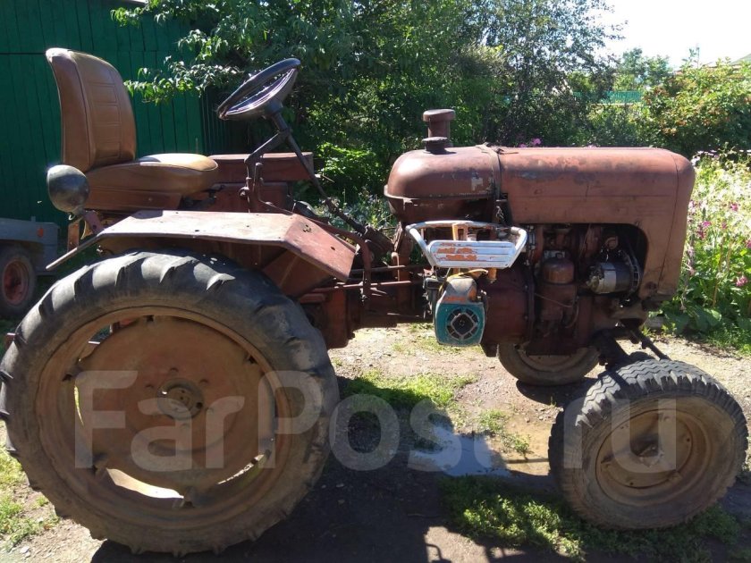 ДТ-20 трактор