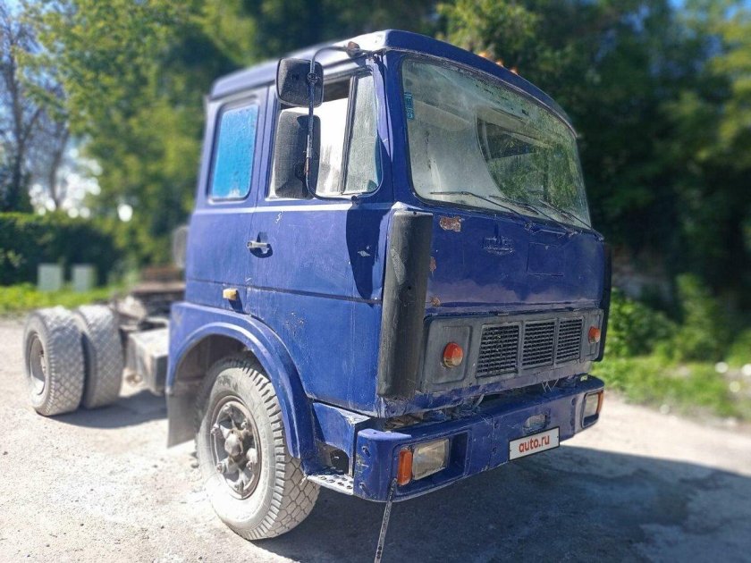 Седельный тягач маз