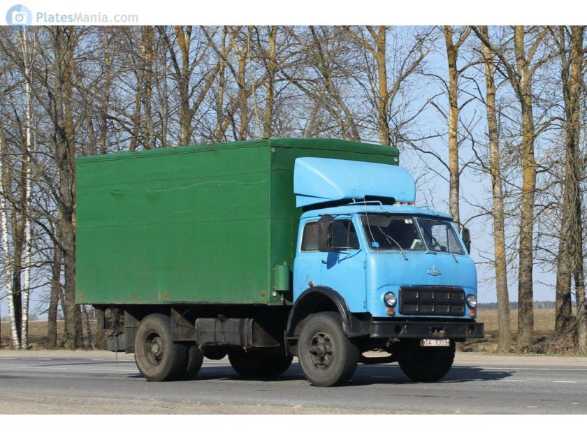 МАЗ 5335 мусоровоз