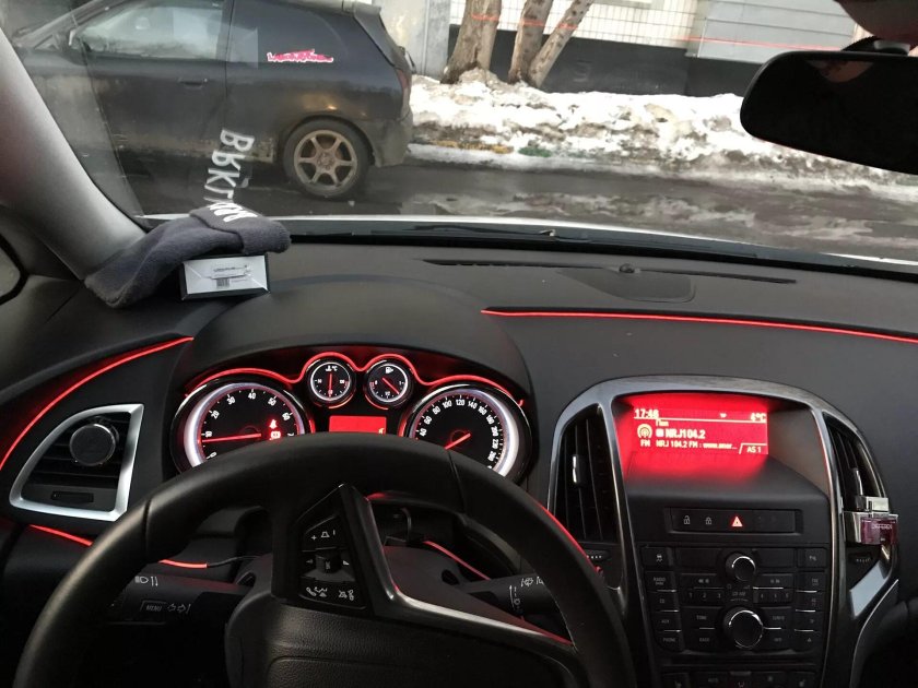 Торпедо Opel Astra j