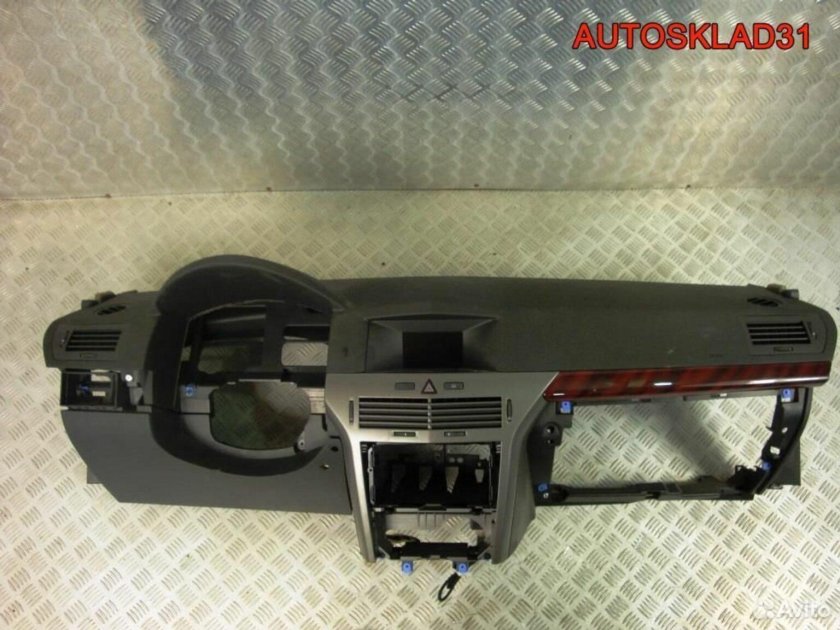 Динамик в торпеде Опель Антара