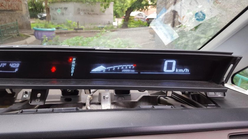 Панель приборов Honda Stepwgn rg1