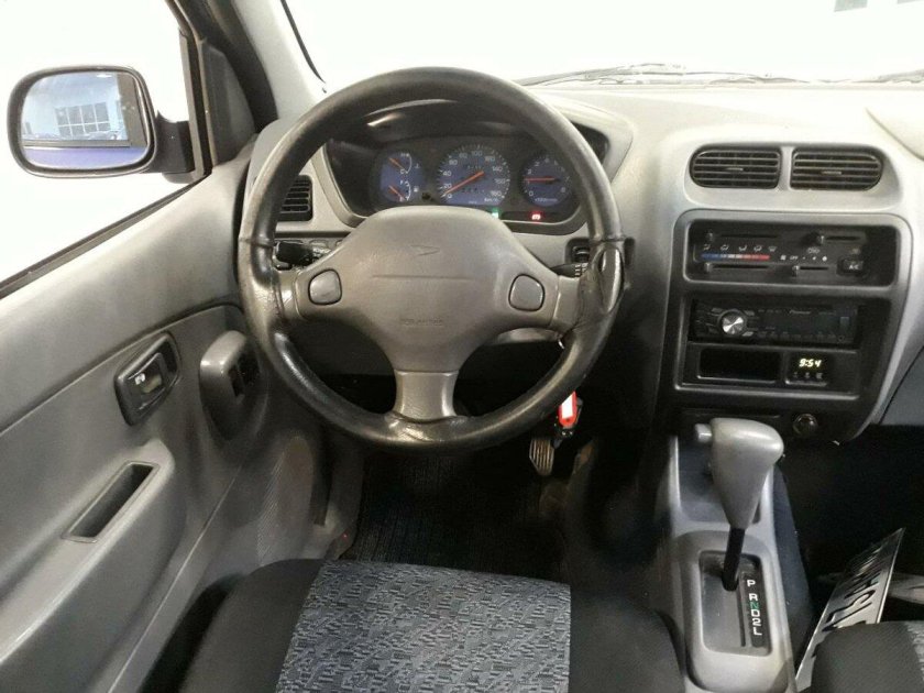 Daihatsu Terios 1997 салон