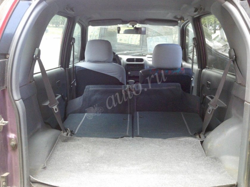 Toyota Cami 2000 салон