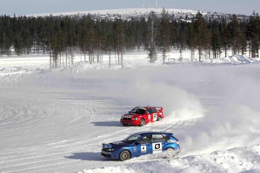 Зимние гонки на машинах