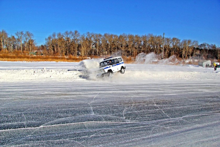Гонки на льду