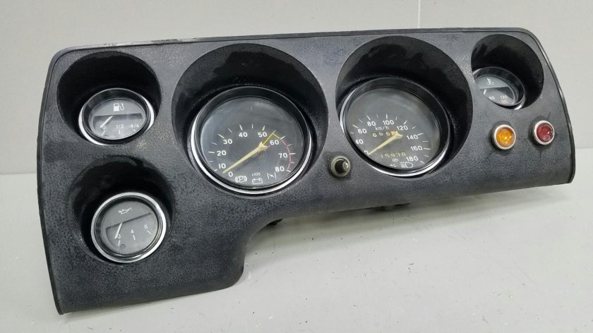 Панель приборов ваз 2121