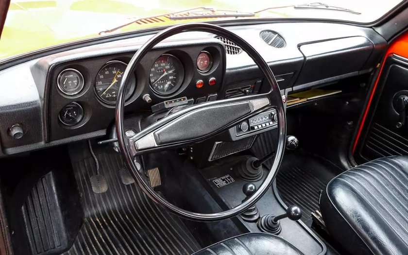 Лада Нива 2121 салон