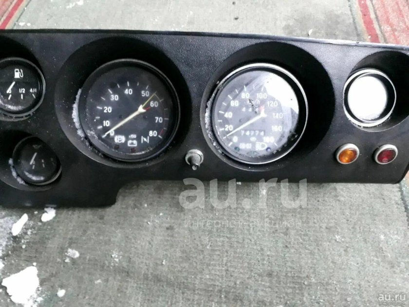 Приборка ВАЗ 2121