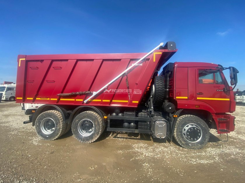 Новый камаз самосвал
