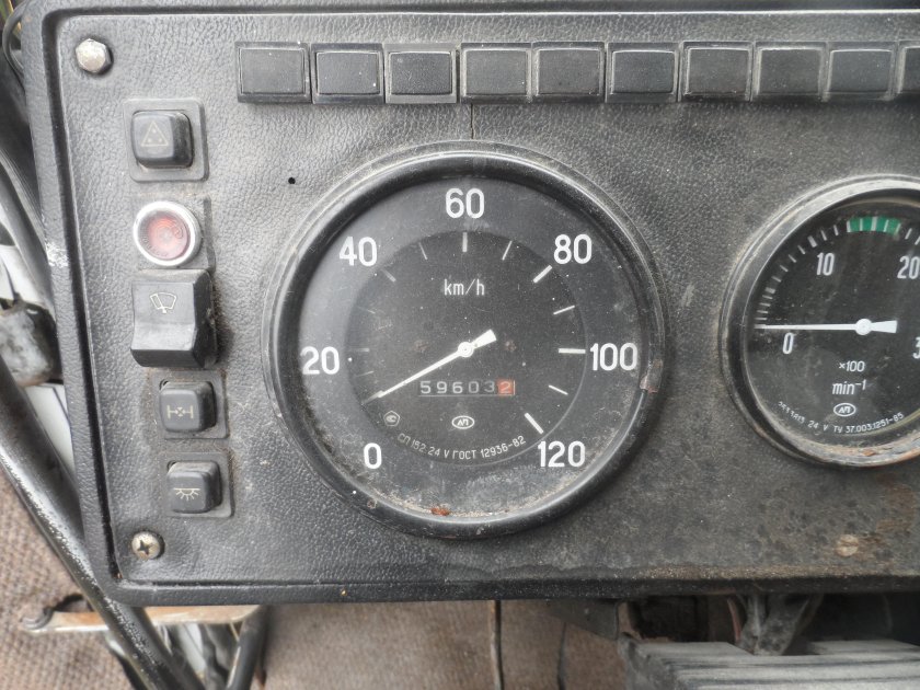Комбинация приборов МАЗ 6430