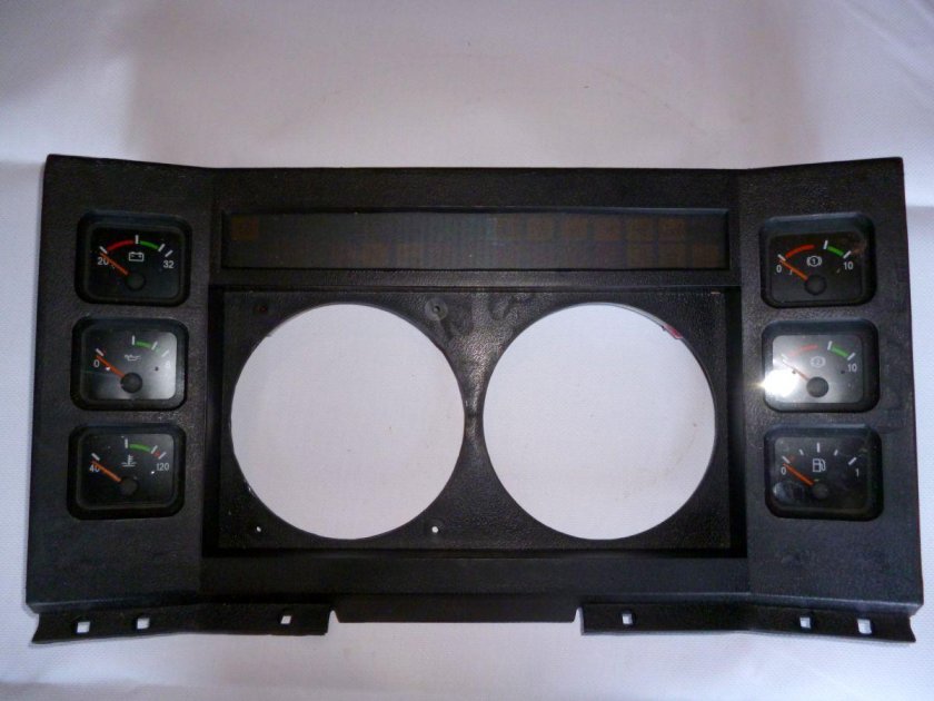 Щиток приборов МАЗ ЩП 8151-1