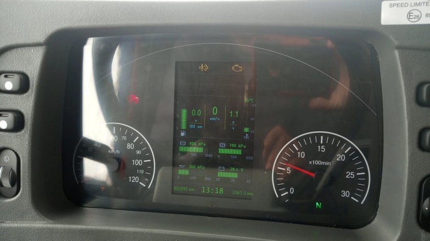 Приборная панель МАЗ 6430