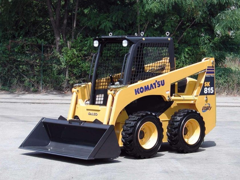 Komatsu sk815