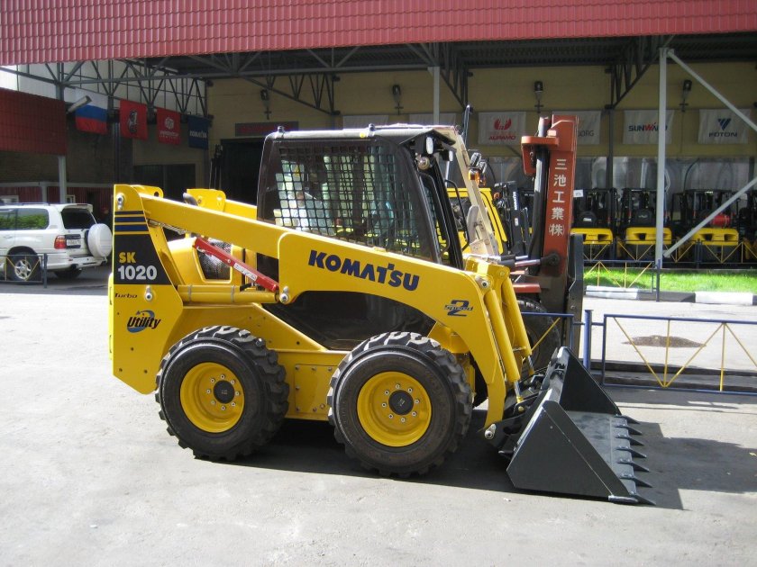 Komatsu sk1020