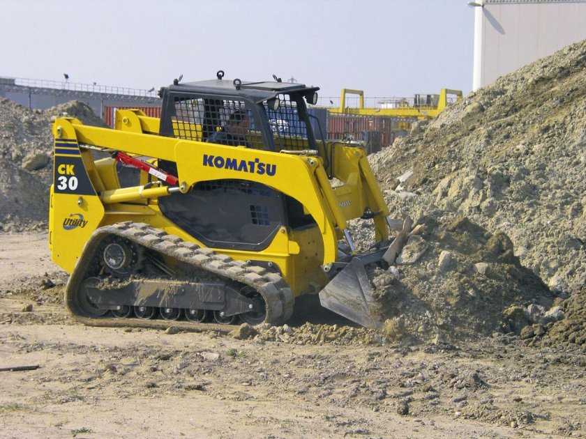 Komatsu мини погрузчик