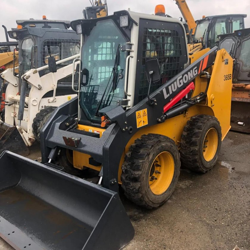 Мини погрузчик Mustang 2066