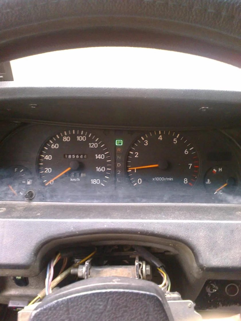 Бигхорн Исудзу дизель приборная панель