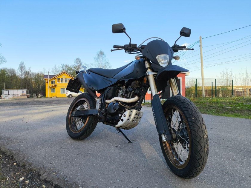 Baltmotors motard 200