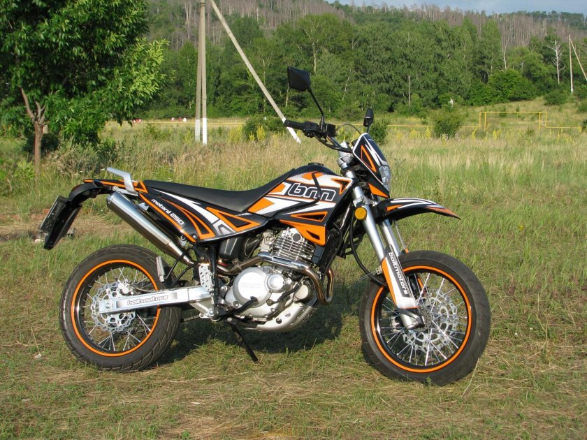 Балтмоторс мотард 250