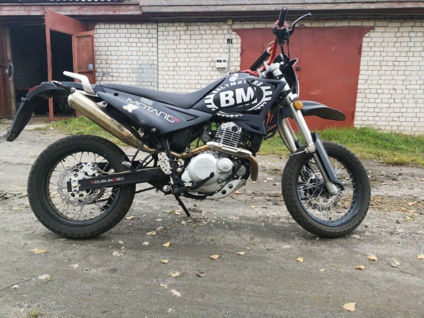 Балтмоторс мотард 250