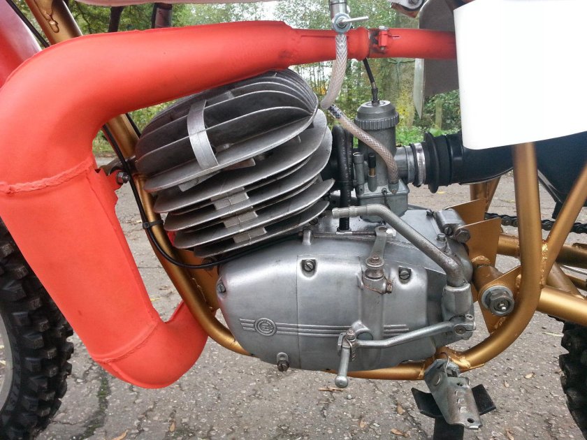 Мотор Чезет 500