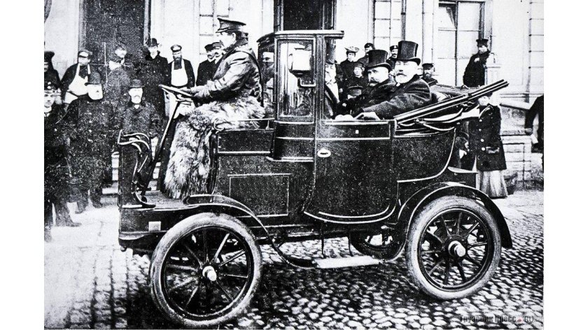 Автомобиль Яковлева и фрезе 1896 год