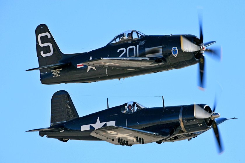 Chance vought f4u corsair