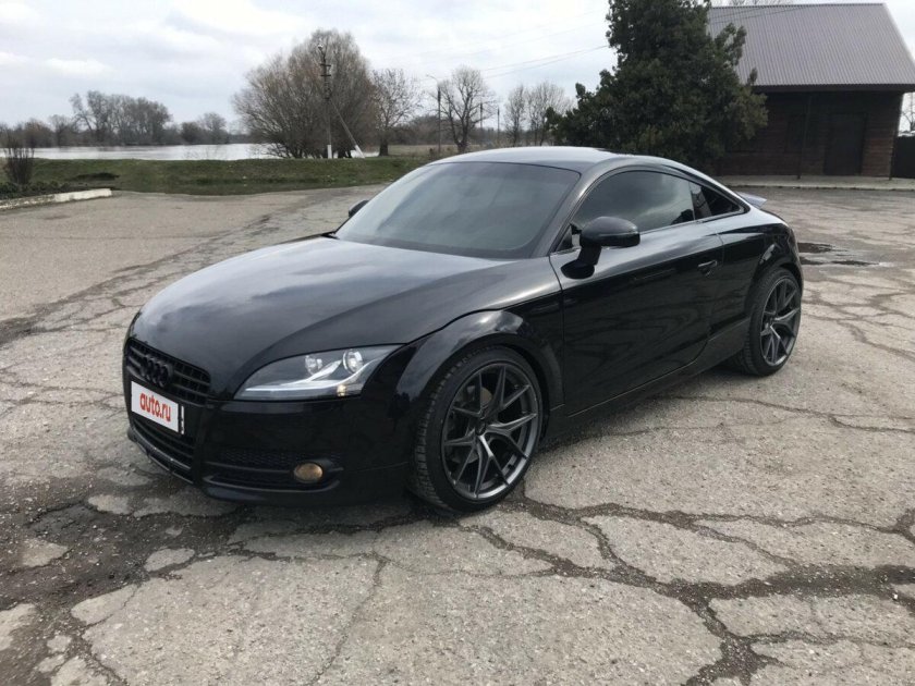 Audi TT 8j черная