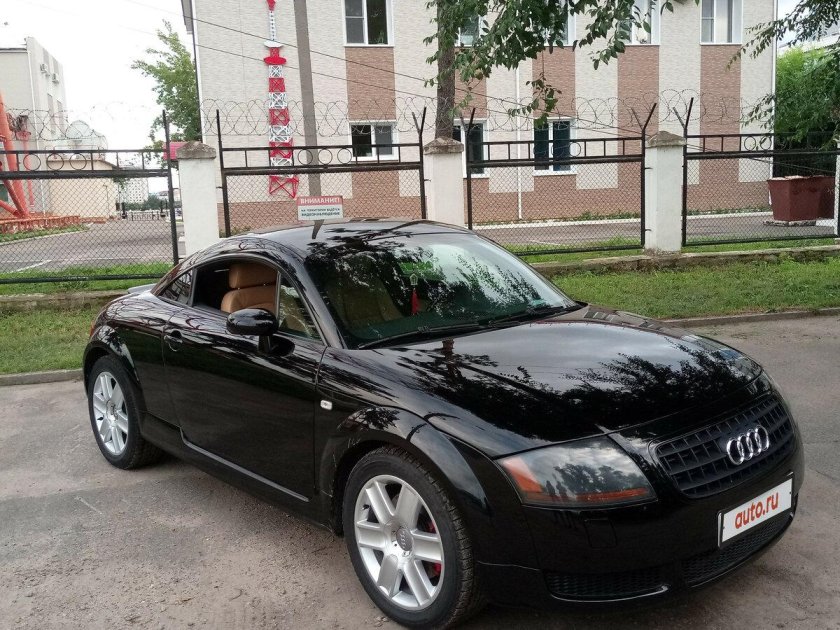 Ауди ТТ 2003