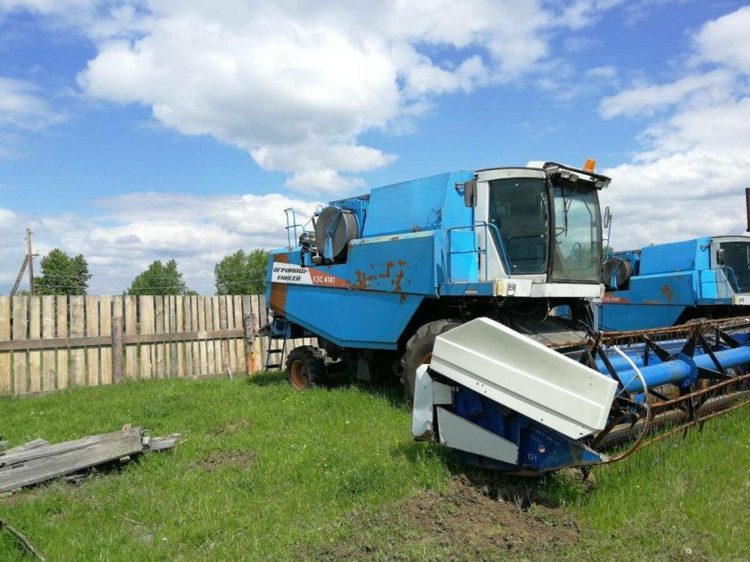Комбайн Енисей КЗС 954