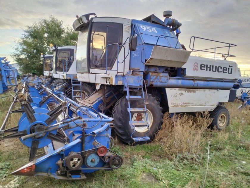Комбайн енисей