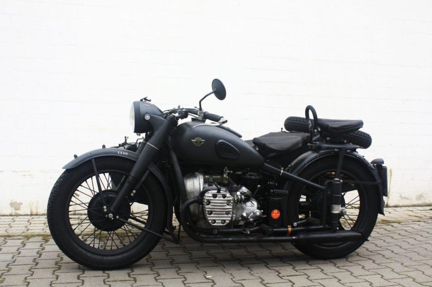 Мотоцикл Урал м 72