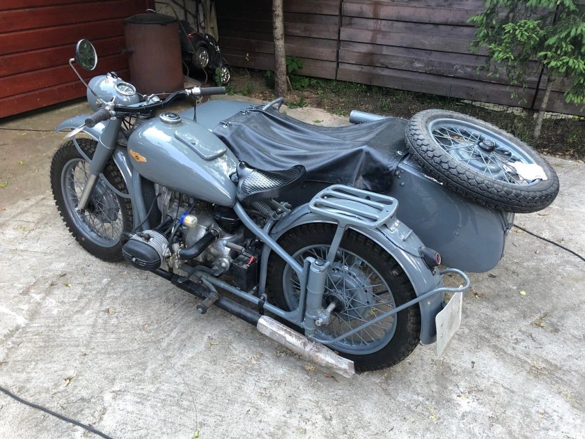 Мотоцикл Урал м 61