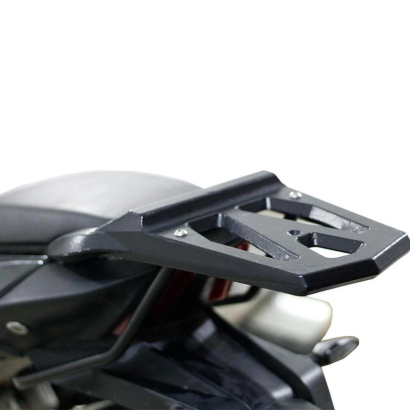 Bajaj Dominar 400 с кофром