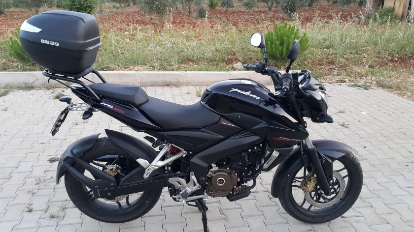 Мотоцикл bajaj pulsar ns 200